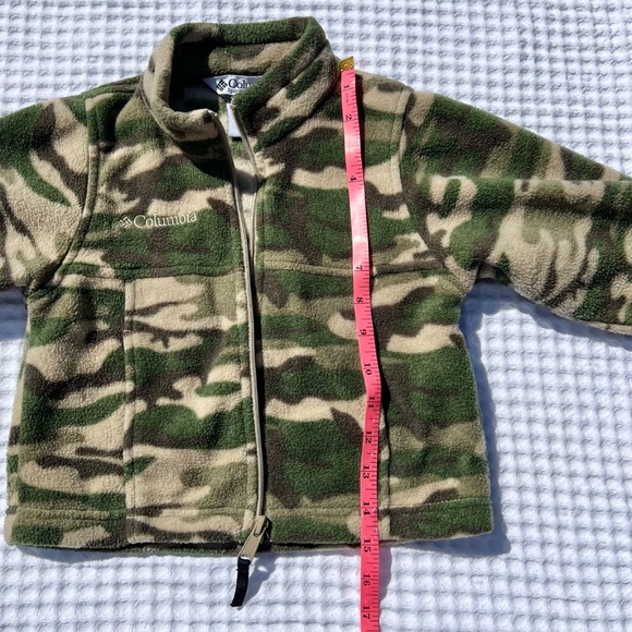 Columbia Kids Camouflage Fleece Jacket - Picture 12 of 14
